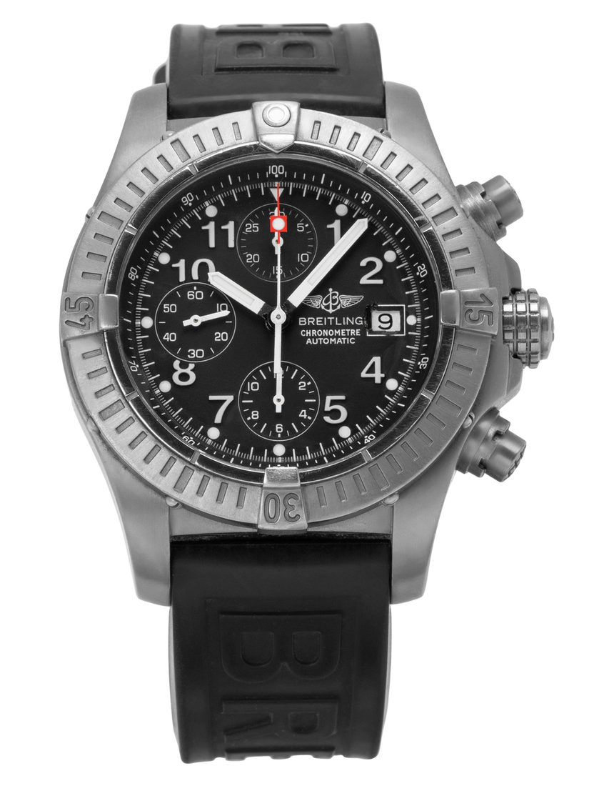 Breitling Chrono Avenger E13360 - 44 mm Rubber back