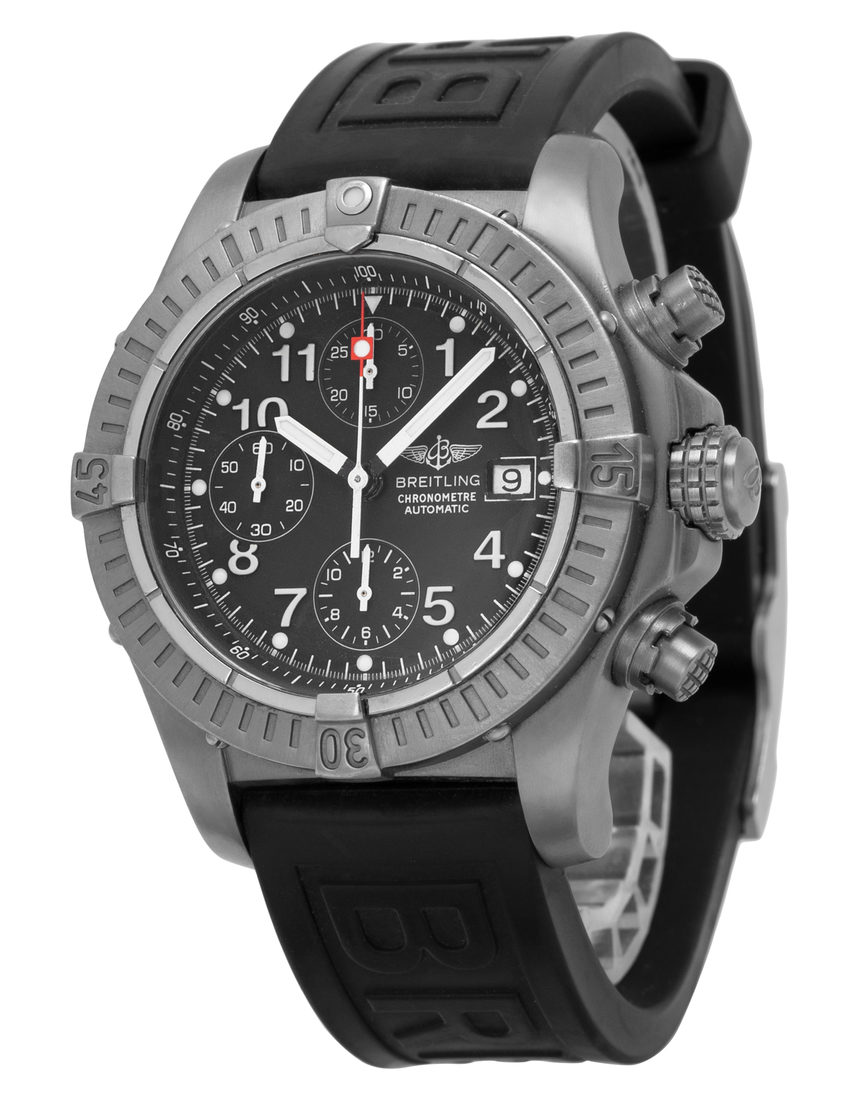 Breitling Chrono Avenger E13360 - 44 mm Rubber side