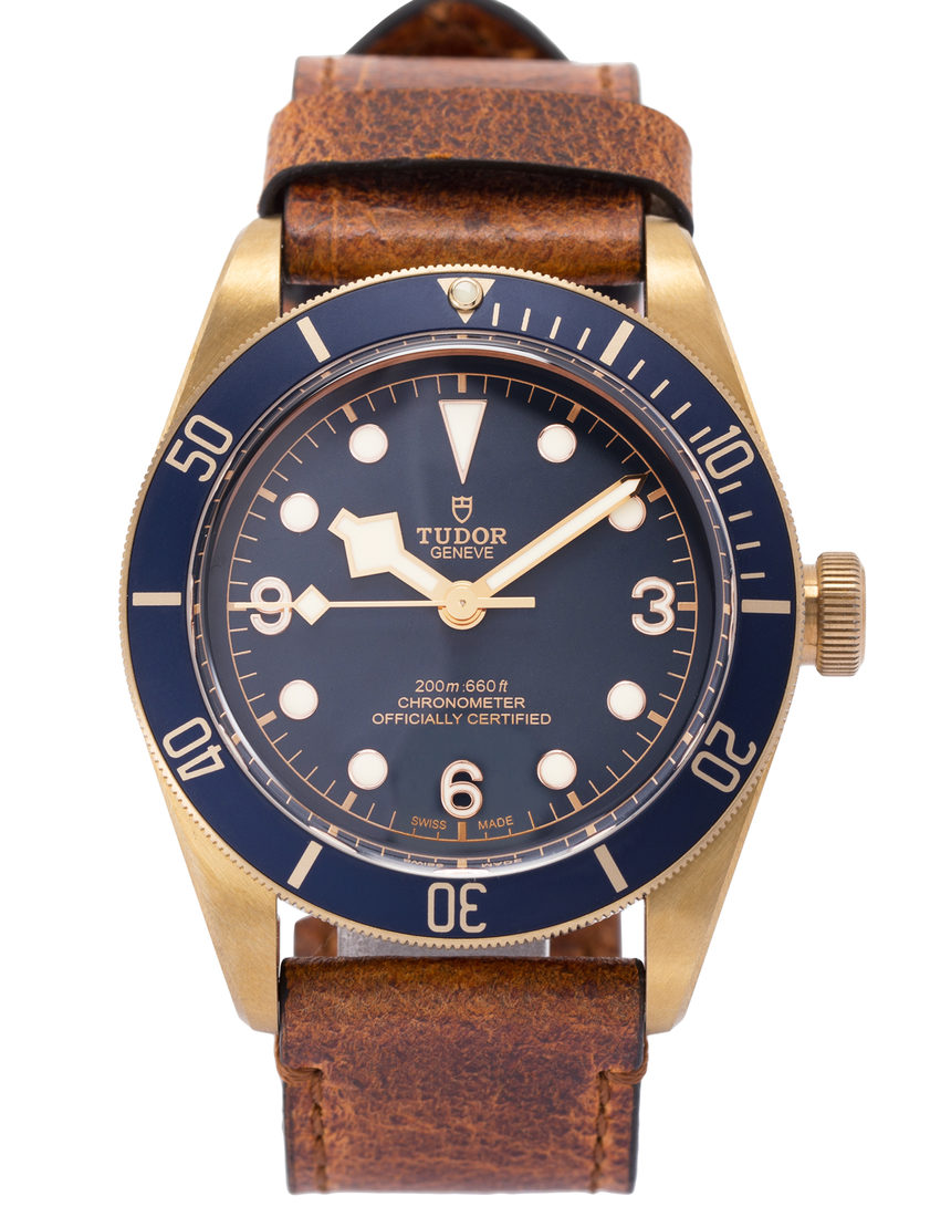 Tudor Heritage Black Bay 79250BB - 43 mm Leather back