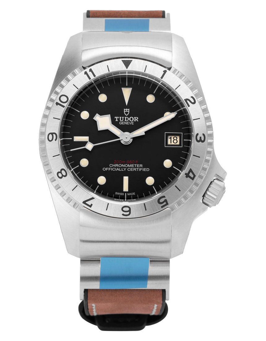 Tudor Black Bay P01 70150 - 42 mm Leather back