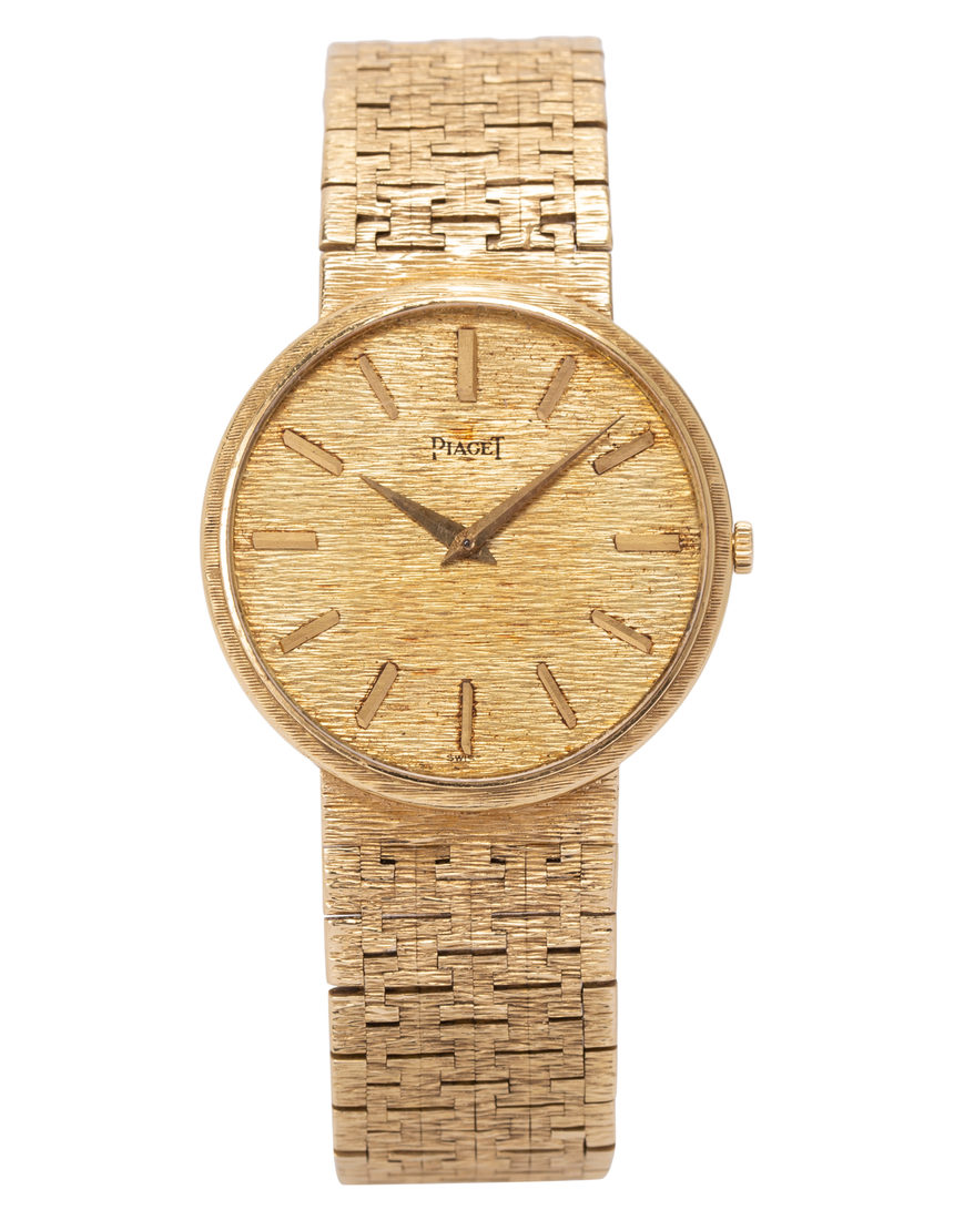Piaget Vintage Manual Winding - 31 mm Yellow Gold back