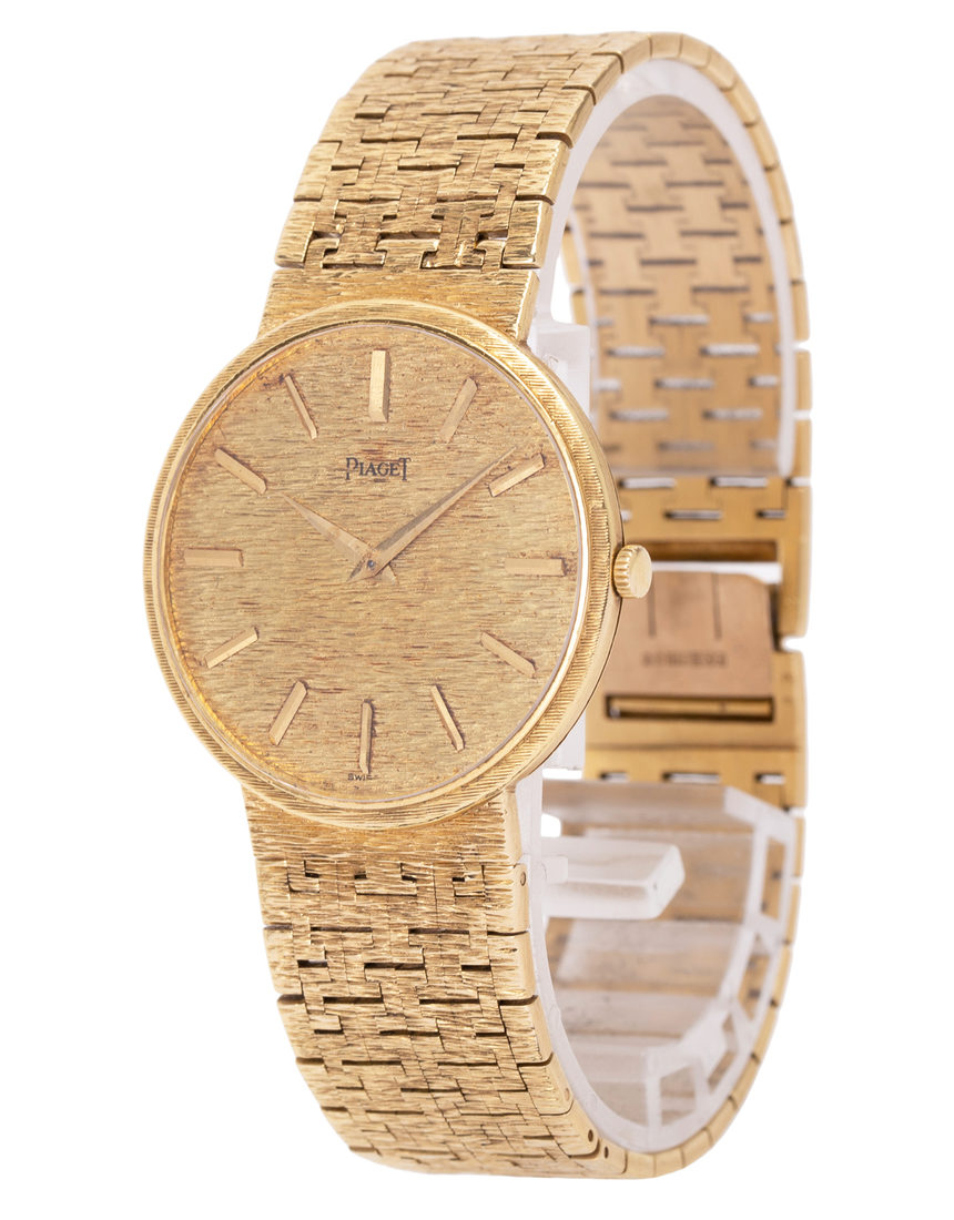 Piaget Vintage Manual Winding - 31 mm Yellow Gold side