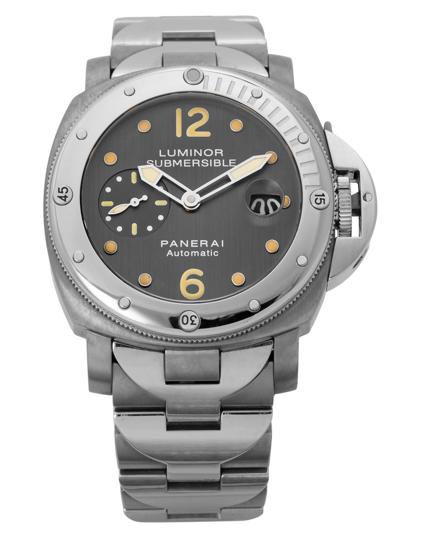 Panerai Luminor Submersible PAM00170 - 44 mm Steel back