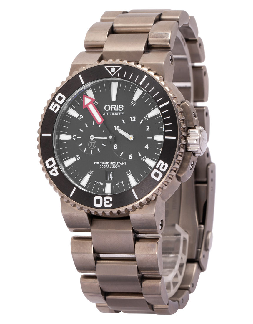 Oris Aquis 01 749 7677 7154 - 43 mm Titanium side