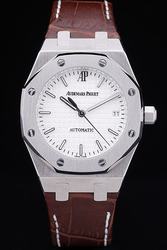 Rep Audemars Piguet Royal Oak White Tapisserie Dial Octangle With Eight Screws Baton Marker Watch 15450OR.OO.D088CR.01